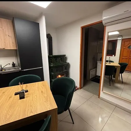 Lago Apartman *